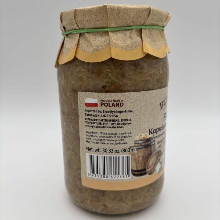 Alternative view of Belveder farsz kapusciano grzybowy, sauerkraut and mushroom pierogi filling