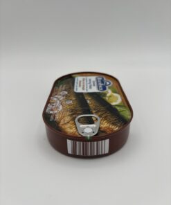 rugen fisch smoked herring fillets in vegetable oil and own juice.