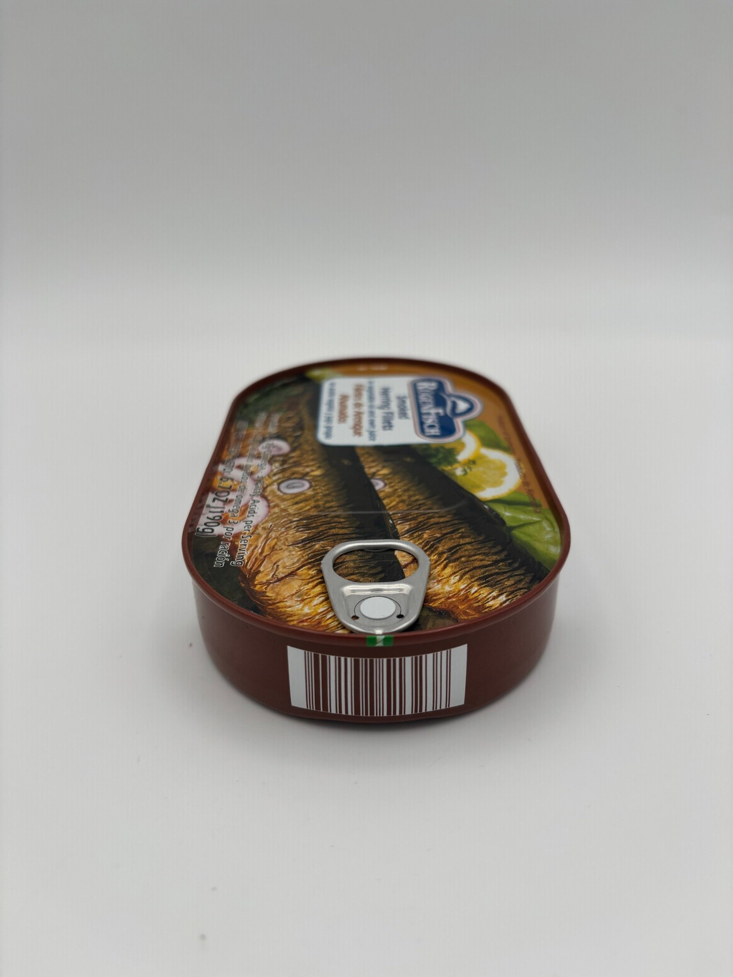 rugen fisch smoked herring fillets in vegetable oil and own juice.