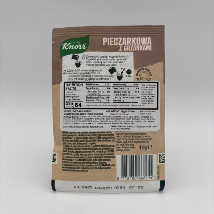 Alternative view of knorr pieczarkowa z grzankami