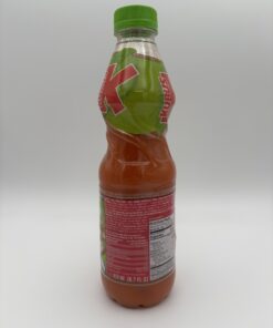 Alternative view of kubus apple carrot raspberry juice