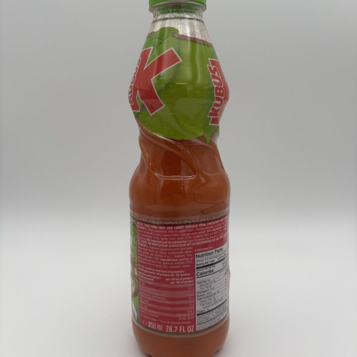 Alternative view of kubus apple carrot raspberry juice