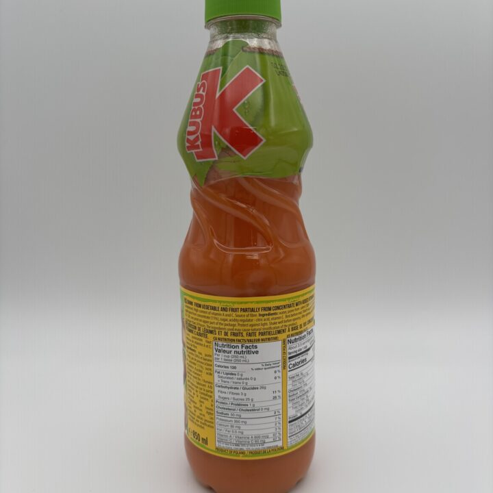 Alternative view of kubus apple carrot banana juice